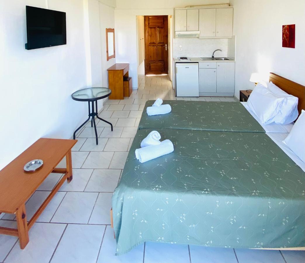 Cretan Sun Aparthotel Adelianos Kampos Exteriör bild