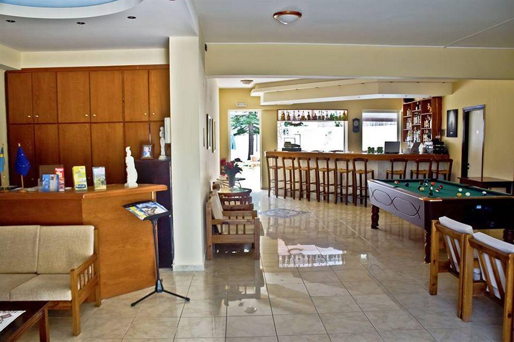 Cretan Sun Aparthotel Adelianos Kampos Exteriör bild