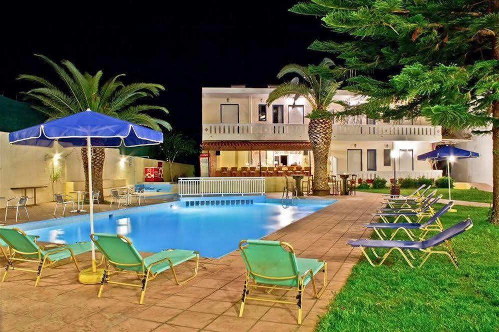 Cretan Sun Aparthotel Adelianos Kampos Exteriör bild