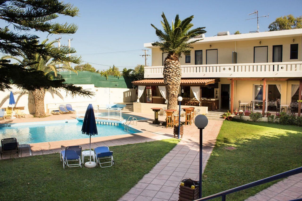 Cretan Sun Aparthotel Adelianos Kampos Exteriör bild