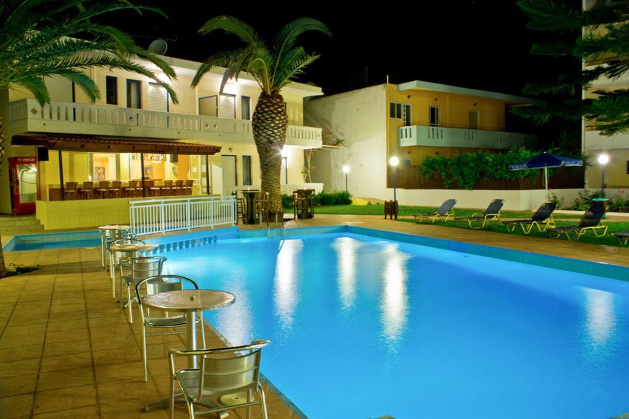 Cretan Sun Aparthotel Adelianos Kampos Exteriör bild